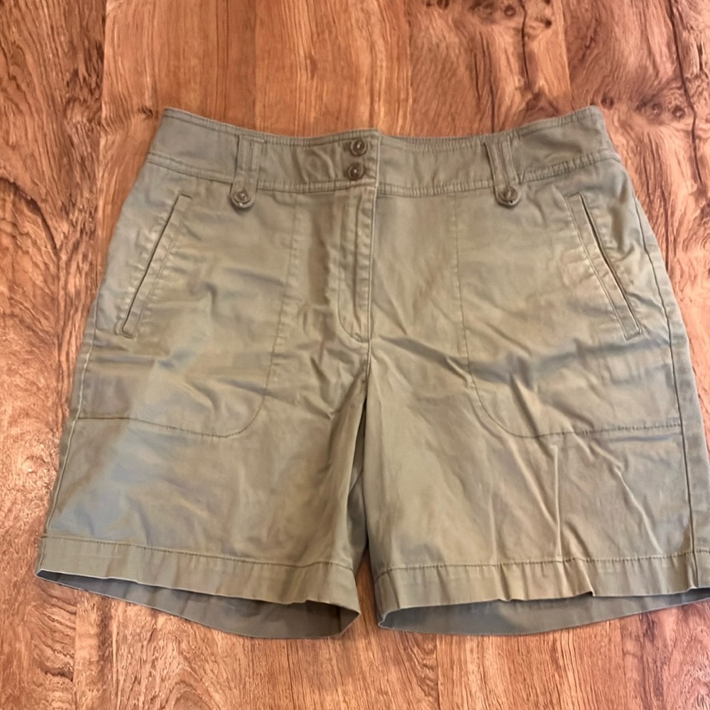 Women's olive khaki chino Shorts Talbots size 12 capsule wardrobe
